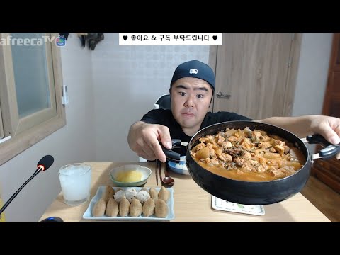돼지고기김치찌개 & 유부초밥 먹방 Pork Kimchi Stew & Fried Tofu Rice Balls Korean Food Mukbang Eating Show ASMR