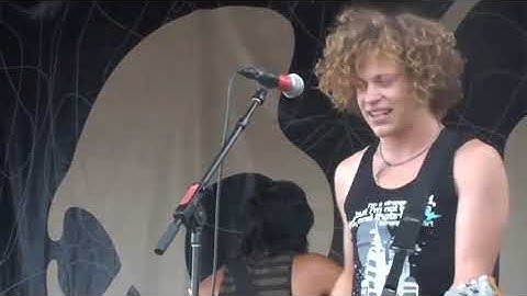 Attack Attack! Live At Vans Warped Tour 2009 (Bonner Springs, Kansas) [Full Concert]