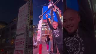 Torontohangbar Yonge & Dundas 2023 #TorontosFavoriteAmusementGame.