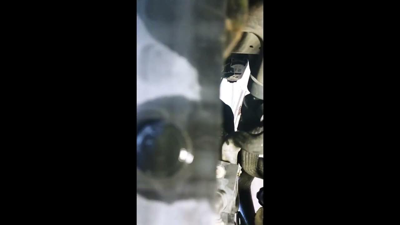 2008 Lincoln MKX alternator replacement - YouTube