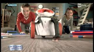 Scienza e gioco Clementoni Robot e laboratorio spaziale spot 2014