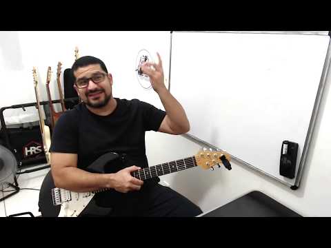 Vídeo: O capo pode ser usado em uma guitarra elétrica?