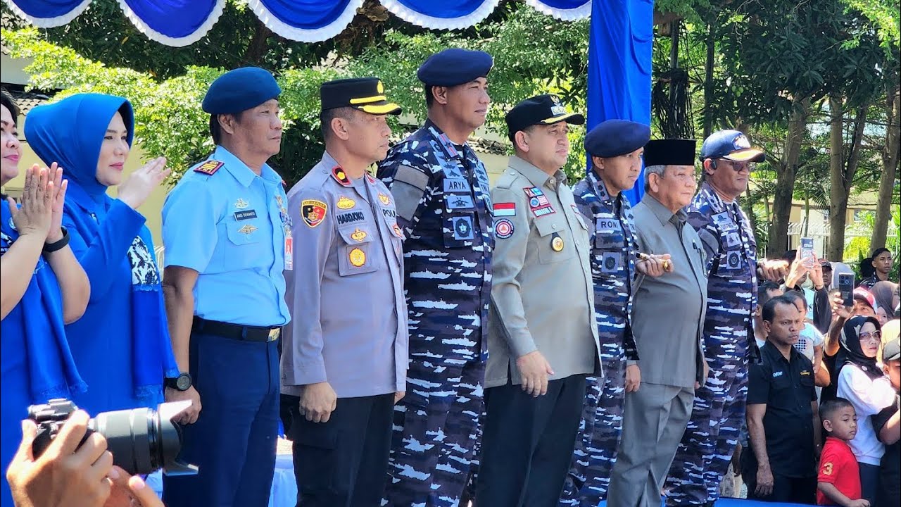 PENAMPILAN PARADE KIRAB KOTA TARUNA AAL ANGKATAN 72 BERHASIL MEMUKAU MASYARAKAT KOTA MAKASSAR
