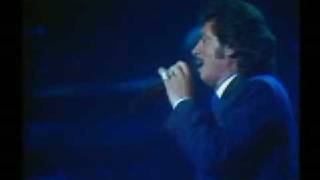 Watch Engelbert Humperdinck Still Live video