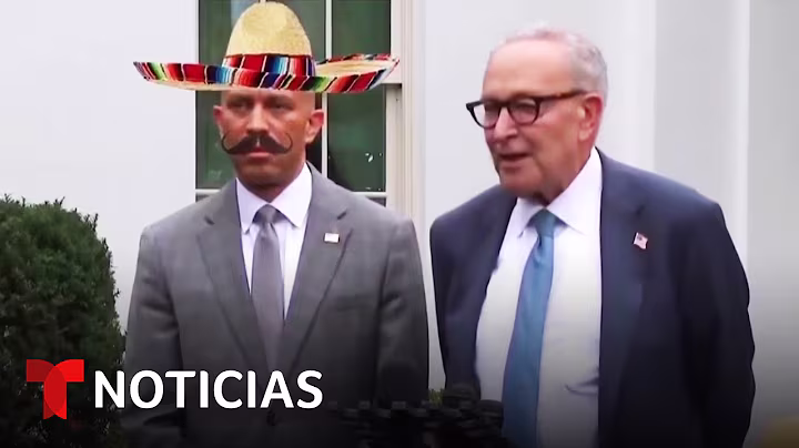 Trump se burla de Jeffries tras encuentro para evitar cierre del Gobierno | Noticias Telemundo