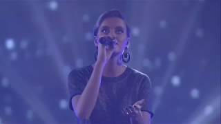 Video thumbnail of "Silent Night (with Saviour King) [Live]- Hillsong Worship"