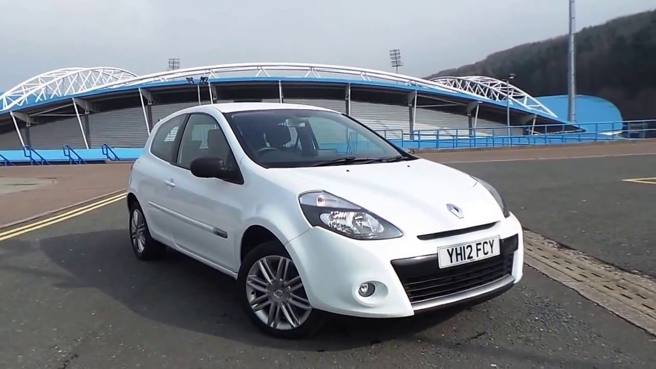 12 12 Renault Clio 1 2 16v Dynamique Tomtom 3dr In White Youtube