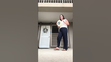 Early Childhood and PE Video Lesson: How to throw a Frisbee