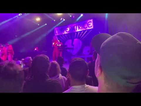 L’Impératrice - Peur des filles (Live @NY Brooklyn Steel 04/08/2022)