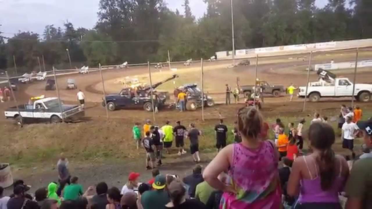 Cottage Grove Raceway 4th Of July 2015 Wreck Youtube