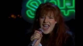 Tiffany - I Think We're Alone Now (1988 live) [HD]