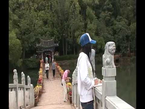 Video: Starobylé Mesto V Lijiang