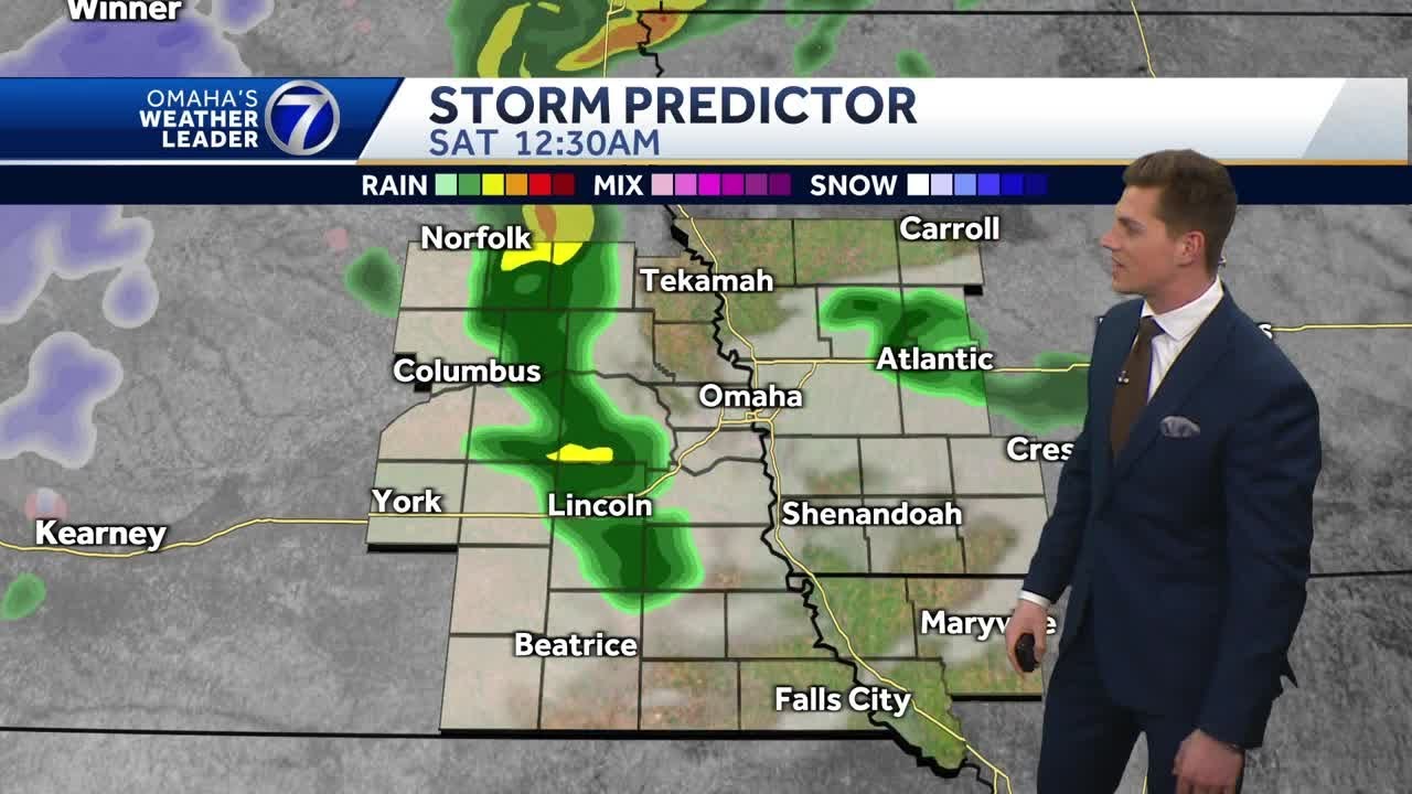 Some rain in Omaha tonight with gusty cooler winds - YouTube