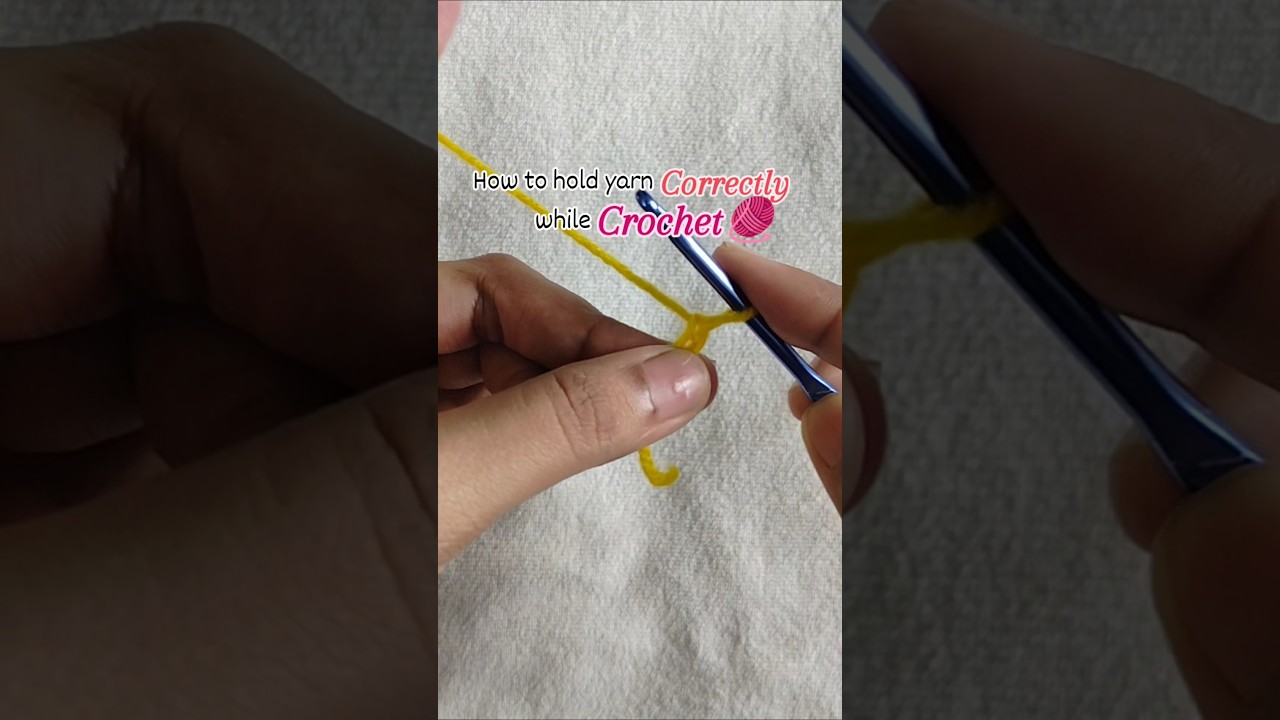 👉How to hold yarn when crocheting??? tutorial for beginners🎥 
