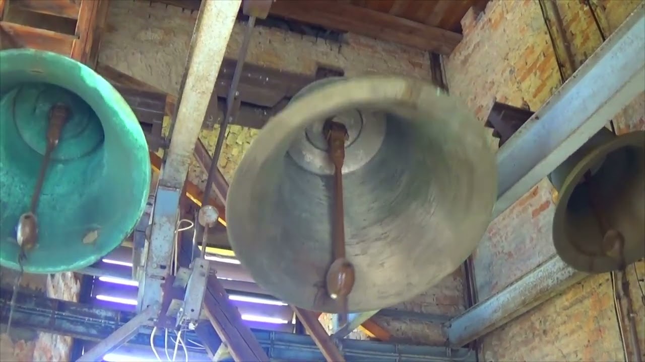 Vác Nagyboldogasszony Székesegyház négy kisebb harangja