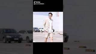 Download Lagu Bi Max và Gin Tuấn Kiệt đẹp trai thật. MP3