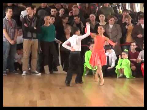 სპორტცეკვების სტუდია \"სიხარული\"