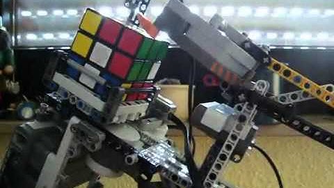 Lego Mindstorms NXT 2.0 - Rubiks Cube Solver