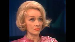 Marlene Dietrich: If somebody want´s to do a job he should know about it