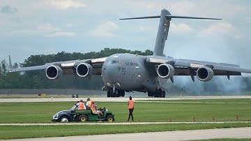 C17 Landing with BRUTAL Reverse Thrust at Oshkosh