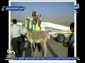 90 دقيقة شردي ضاحكا عن حمار المطار هو دا الى كان داخل يجيب الشيكات من جوة 