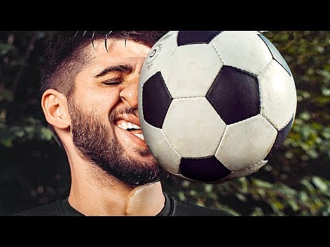 football-to-the-face-in-slow-mo-/-8-funny-gym-fails