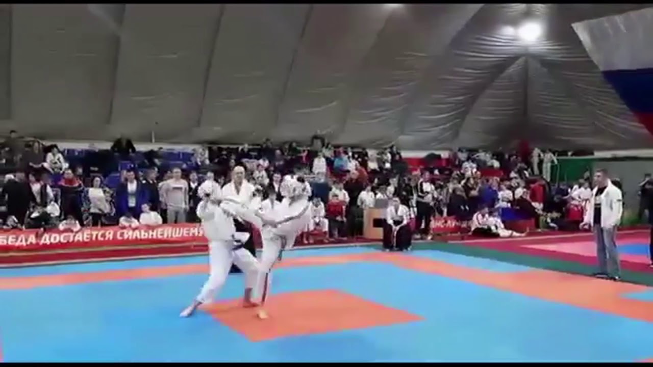 Roundhouse head kick knockout 4 of 5 YouTube