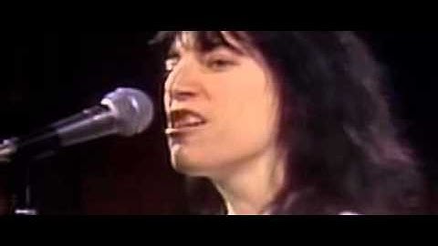 Gloria TV show performance - TV Show performance video thumbnail
