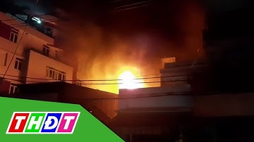 TP.HCM: Cháy lớn tại cửa hàng đồ nội thất cũ | THDT
