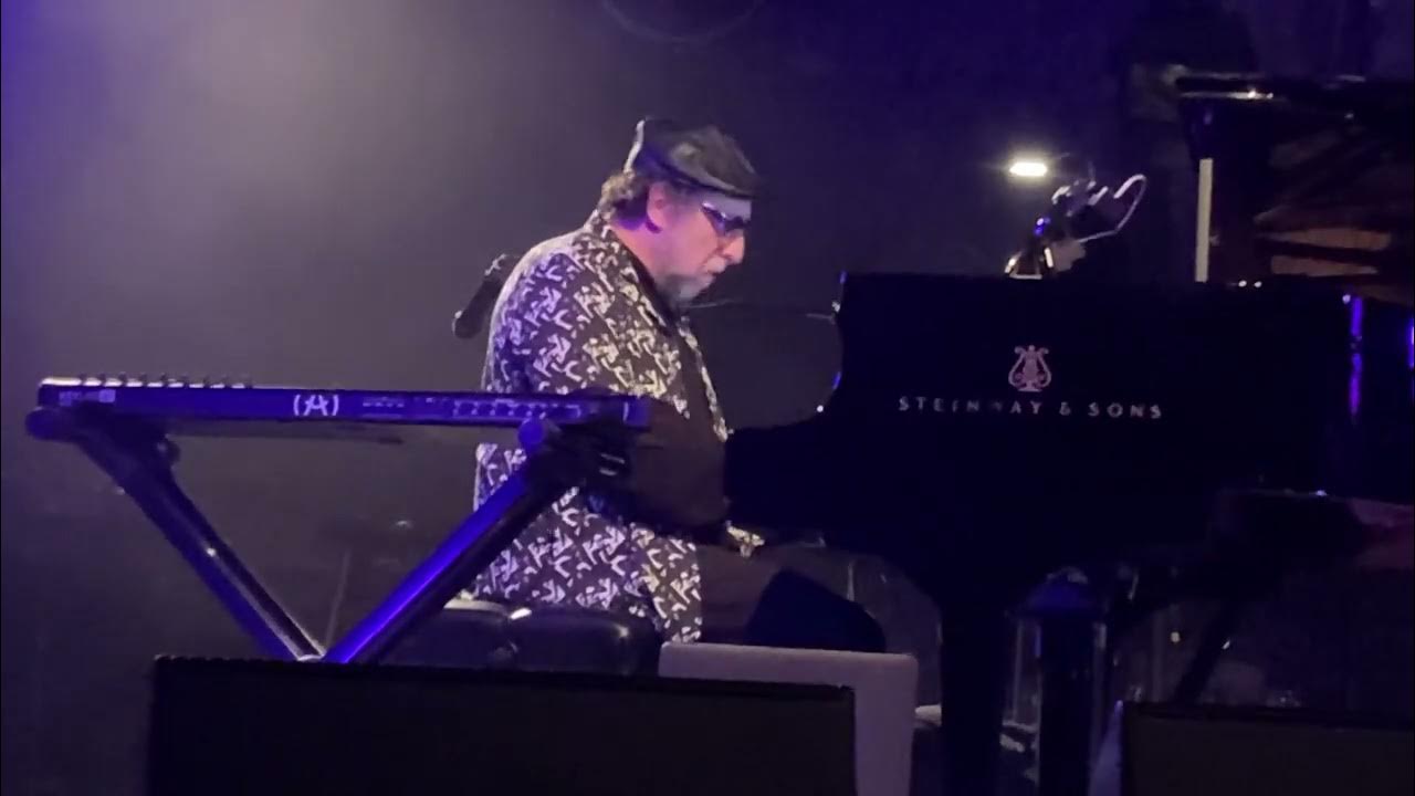 Elvis costello other end of the telescope gramercy theatre 2 19