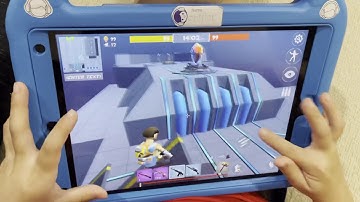 Little kid played Core Wars Rocket Royale