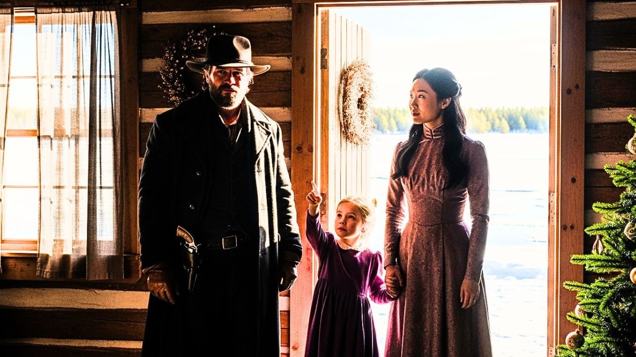 “Daddy, I Found a Christmas Gift” — The Cowboy Never Expected a Chinese Widow