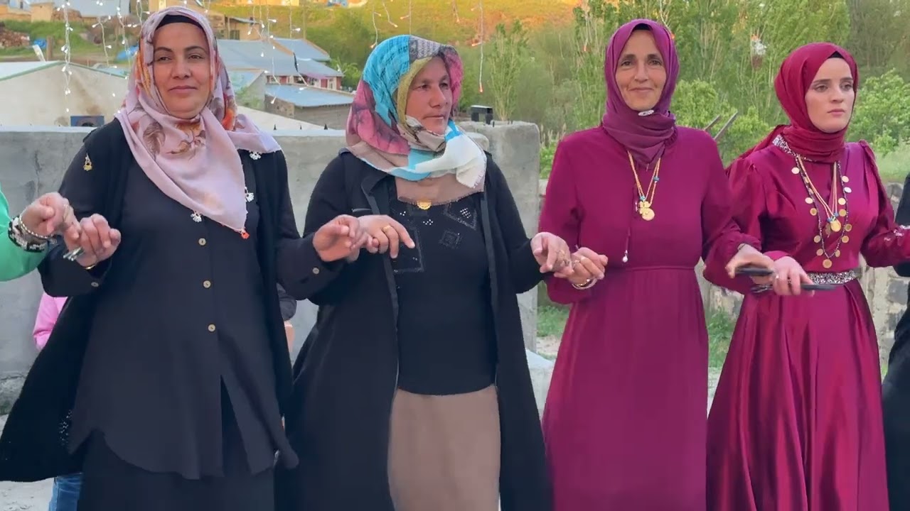 Bir devri kapatıp diğerini açan o düğün