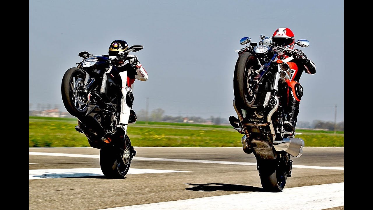 Ducati Diavel & Yamaha V-Max: Airport wheeling