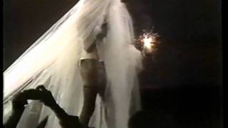 Grace Jones - I Need A Man.wmv