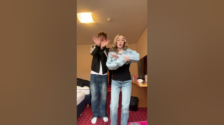 Wer hat auch einen Ohrwurm davon ? #frühling #tanz #trendingonshorts  #shortvideo #trending #shorts