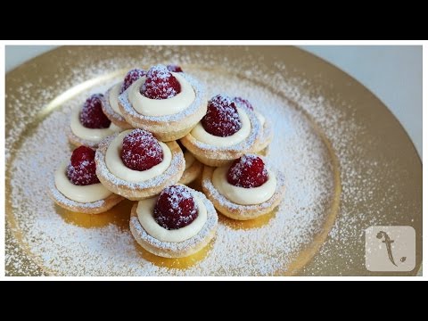 Video: Paano Gumawa Ng Lemon Cream At Raspberry Tartlets