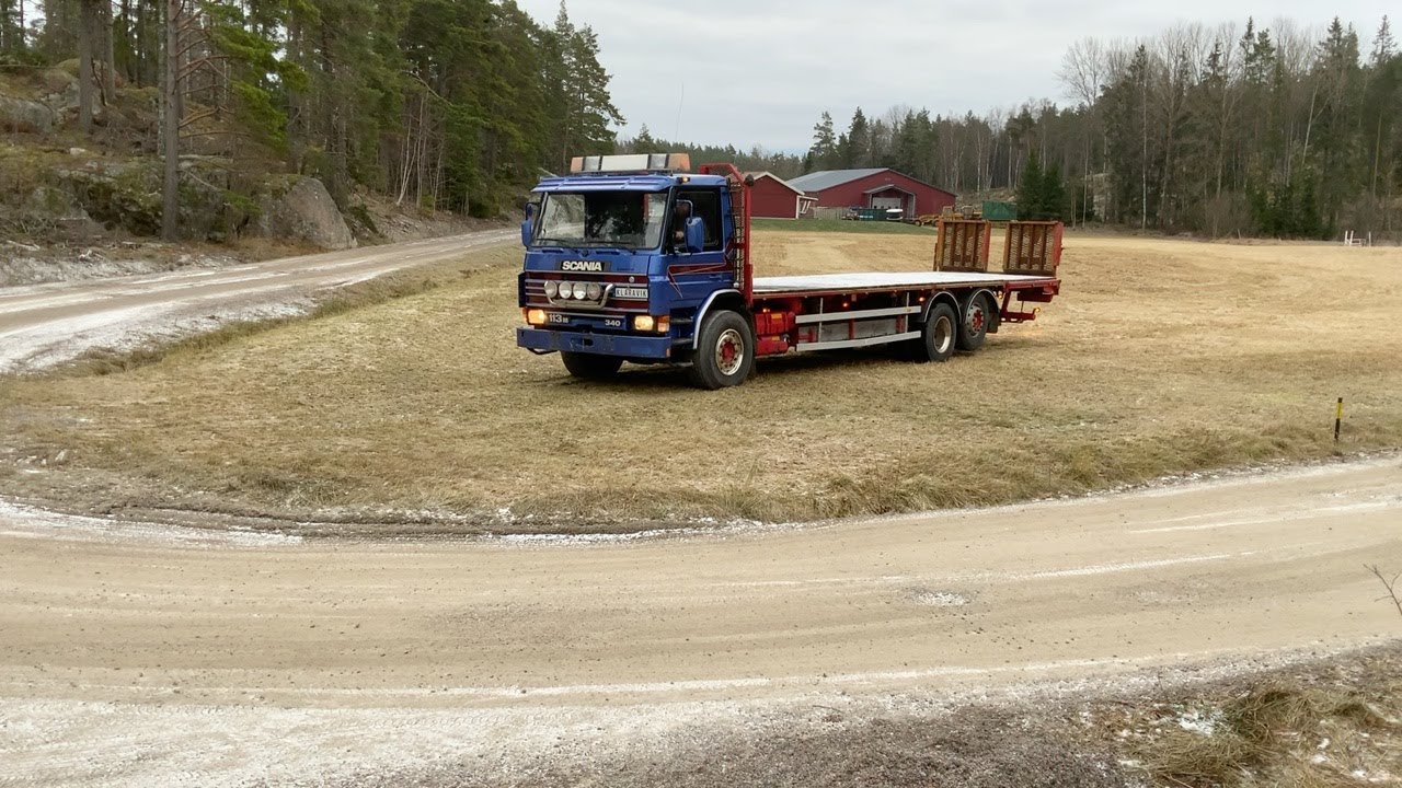 Köp Lastbil Scania P93 6x2 280 maskintransport på Klaravik