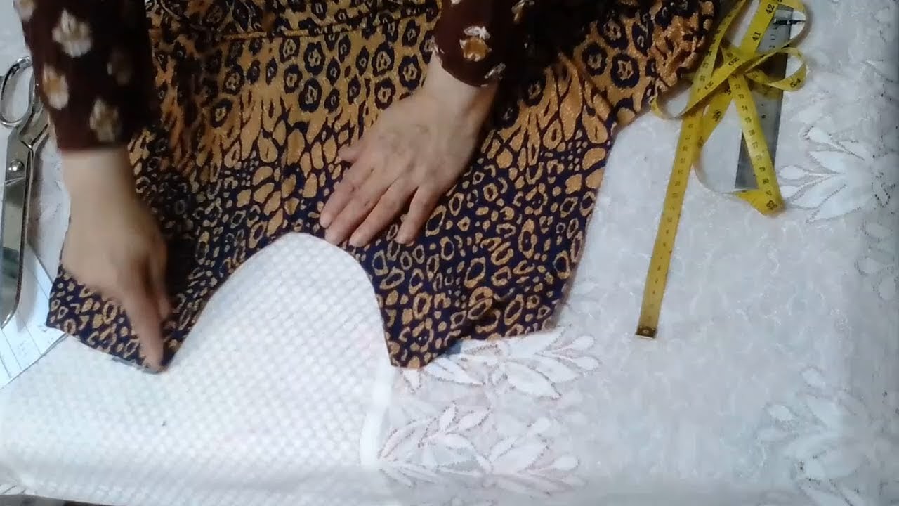 طريقة تشطيب حردة العنق  من الامام والخلف بالسجاف