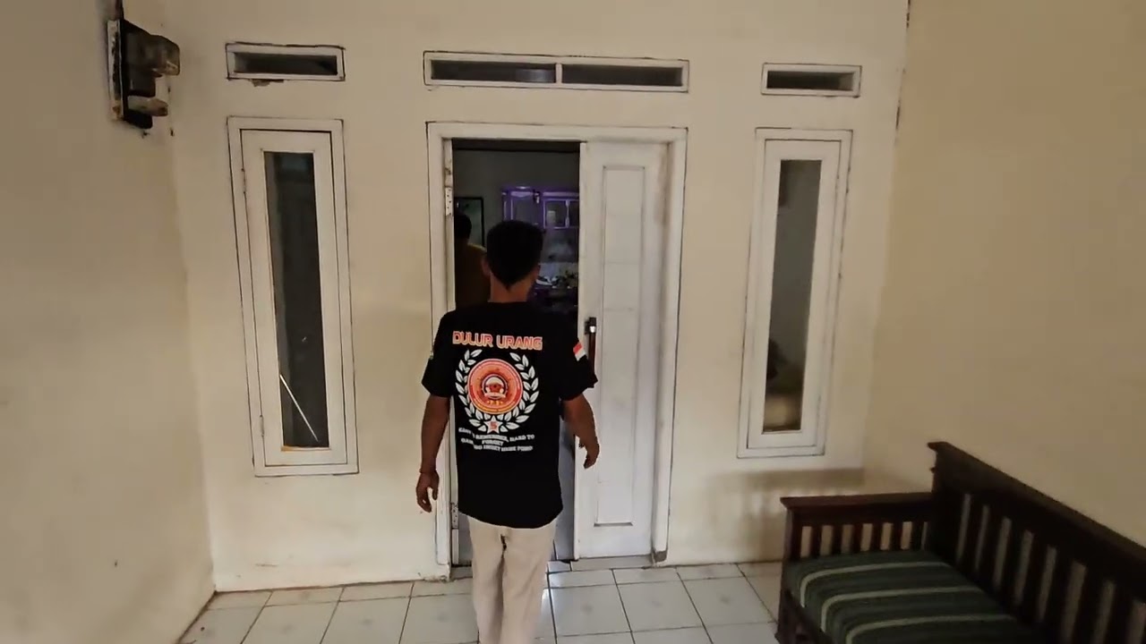 DIJUAL tanah dan bangunan cocok untuk ruko lokasi tanah nempel jalan raya nasional 8 km dari ic tol