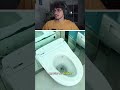 ACHEI um banheiro TRANSPARENTE no Japão #reaction #shorts