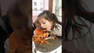 Açlıktan gözü döndü !!! #keşfet