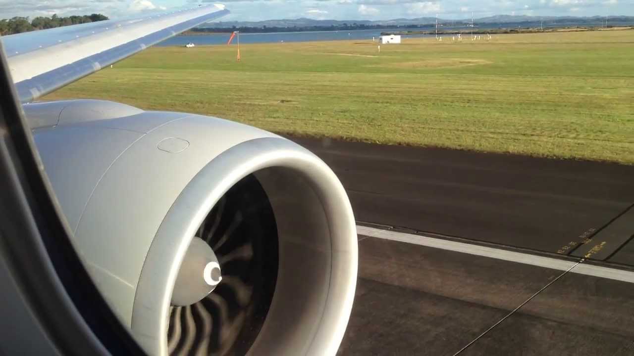 magnificent-boeing-777-300er-takeoff-from-auckland-youtube