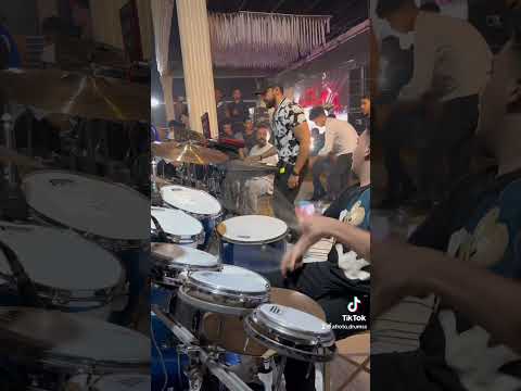 درامز عفرتو وماندو واورج الحاوي