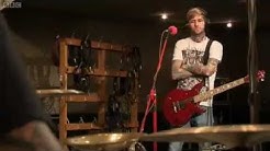 Bring Me The Horizon - It Never Ends (Live BBC Radio 1 Live Lounge)  - Durasi: 5:36. 