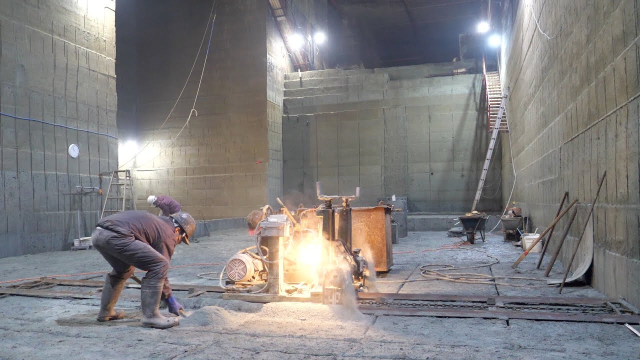 奥深き地下60m！大谷石の採掘工程！路面電車で湧く宇都宮の地下採掘場