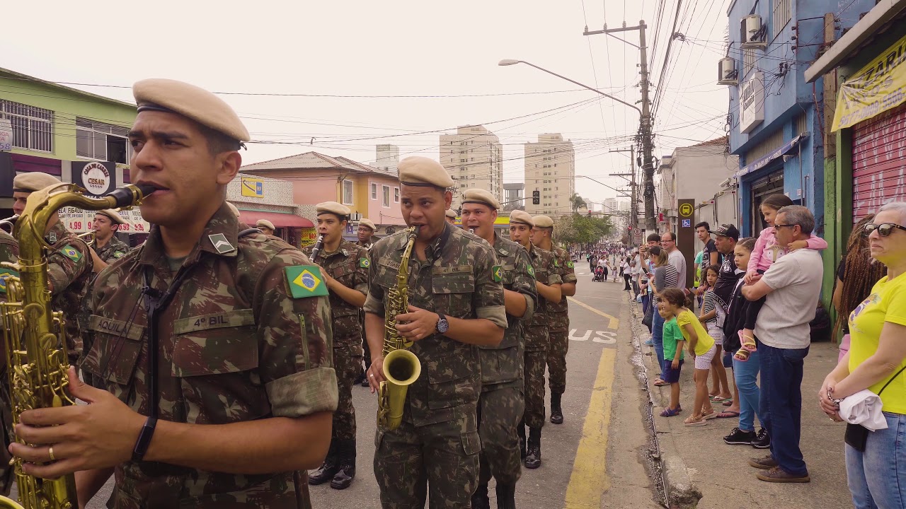 Banda do 4 BIL - Marcha de Guerra Brasil - Vila Santa Catarina