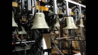 Herrenberg (D) Die Glocken der Stiftskirche: Sonntagseinläuten nach Glockenkonzert