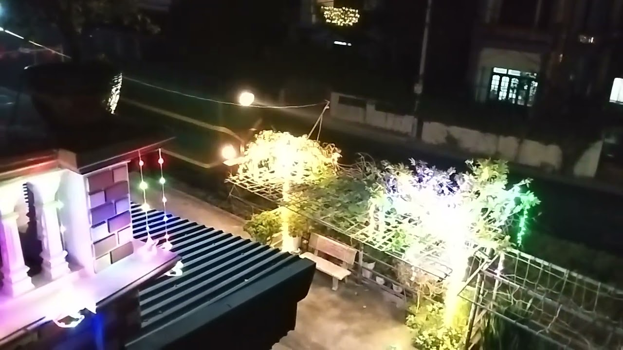 Đầu máy D10H-006 (Chuyên tuyến LC-Sơn Yêu) kéo tàu hàng H3631 vào ga Lâm Thao ngày 22-2-2026