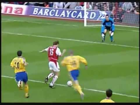 Arsenal 6 Southampton 1  (5/7/03)